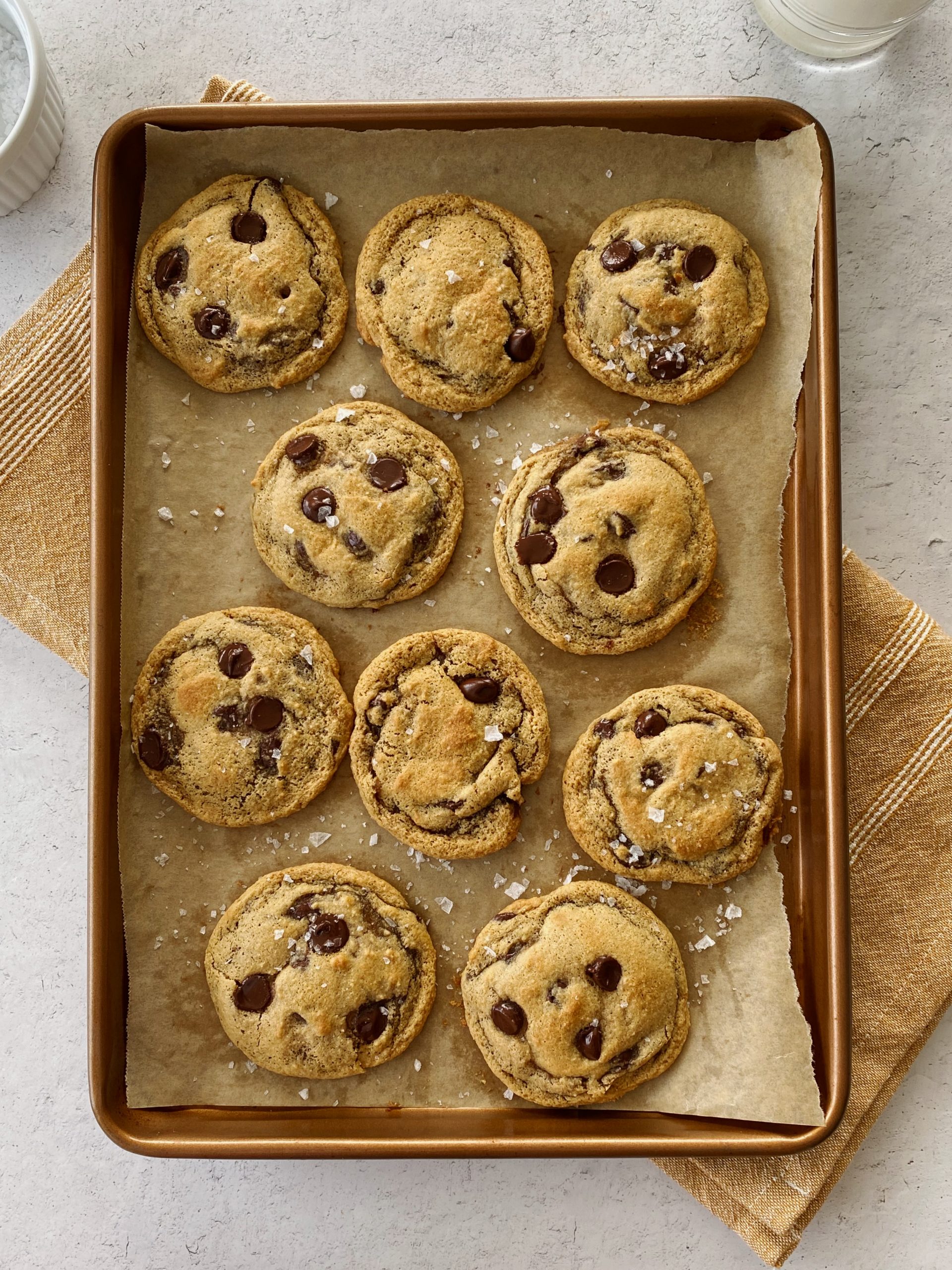 Almond Flour Chocolate Chip Cookies - Something Nutritious