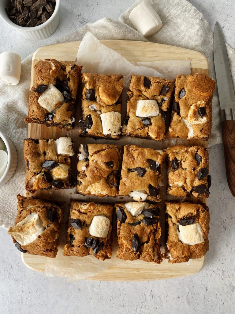 s'mores cookie bars
