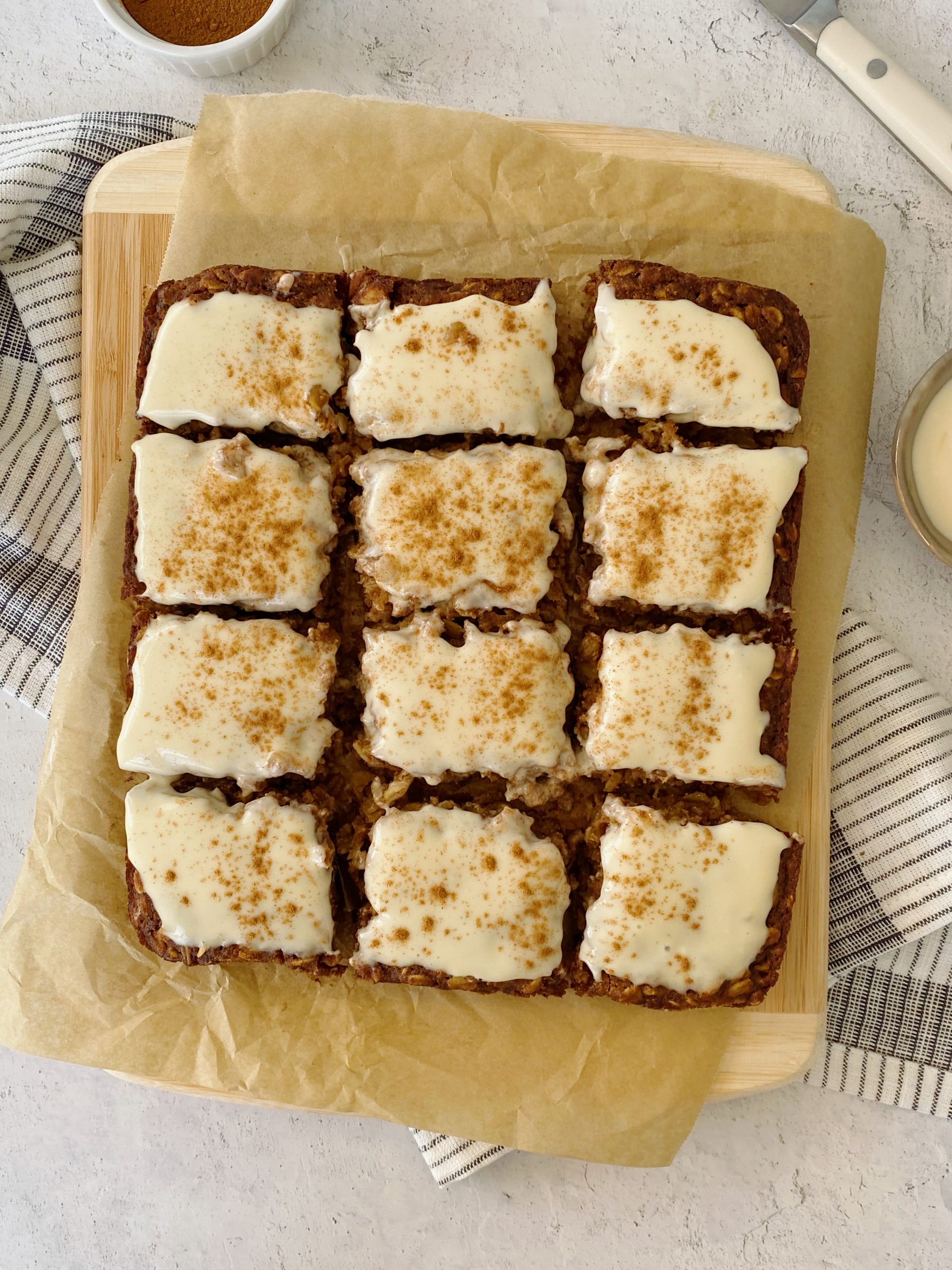 cinnamon oatmeal bars