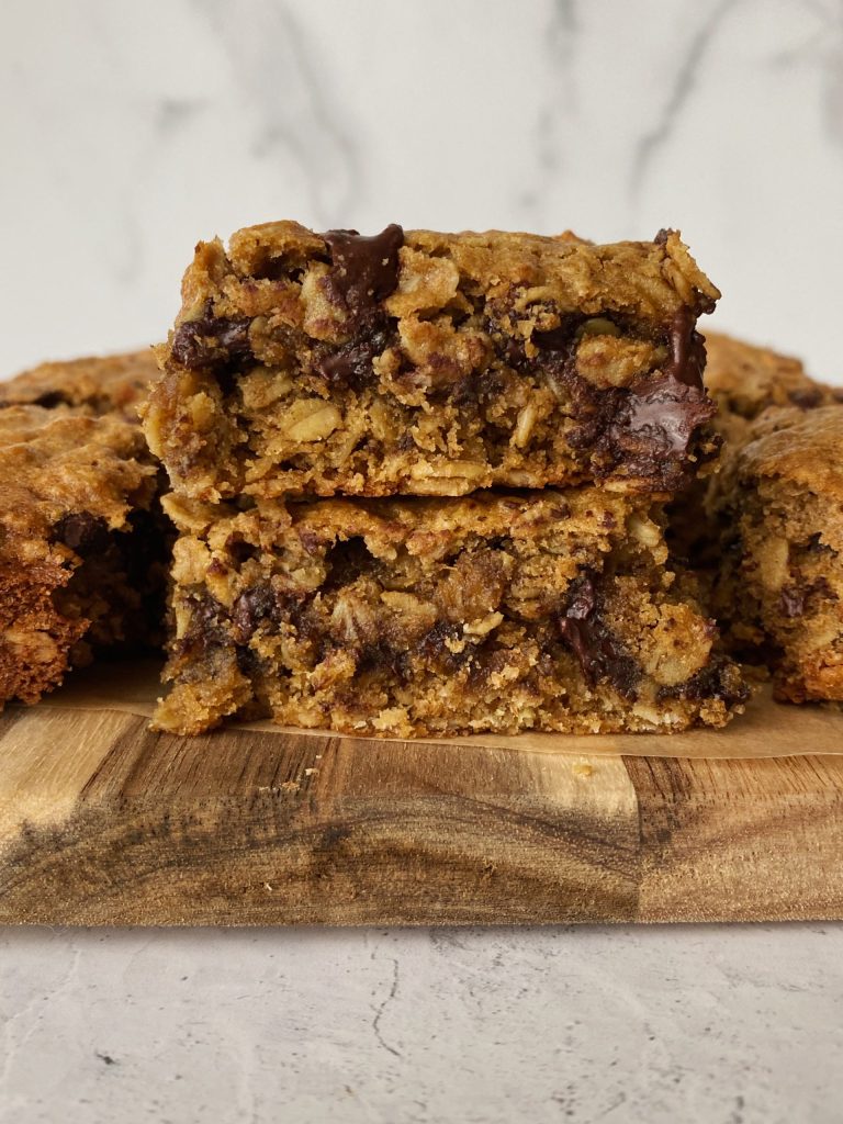 chocolate chip oatmeal bars