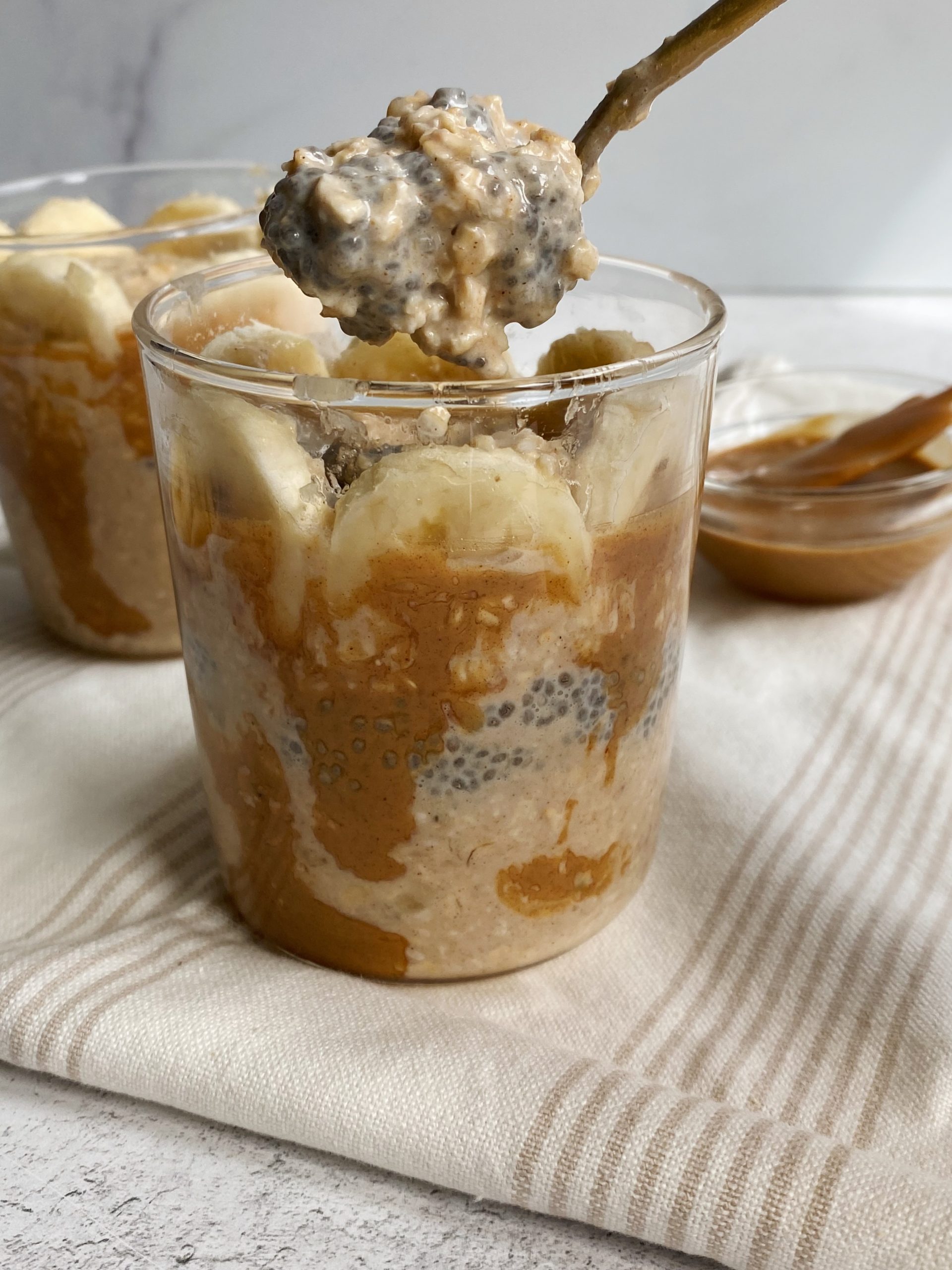 banana overnight oats