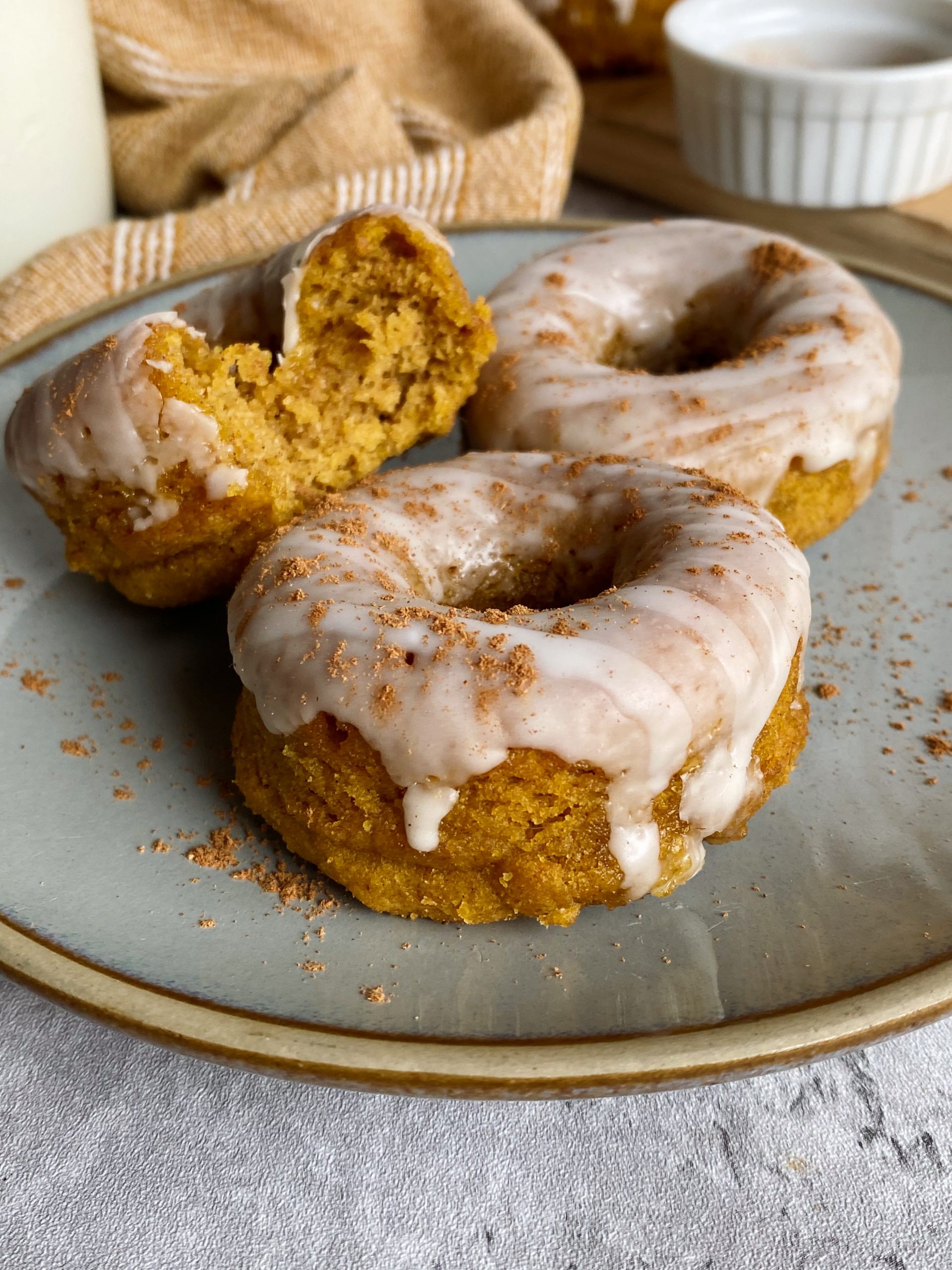 pumpkin cake donuts