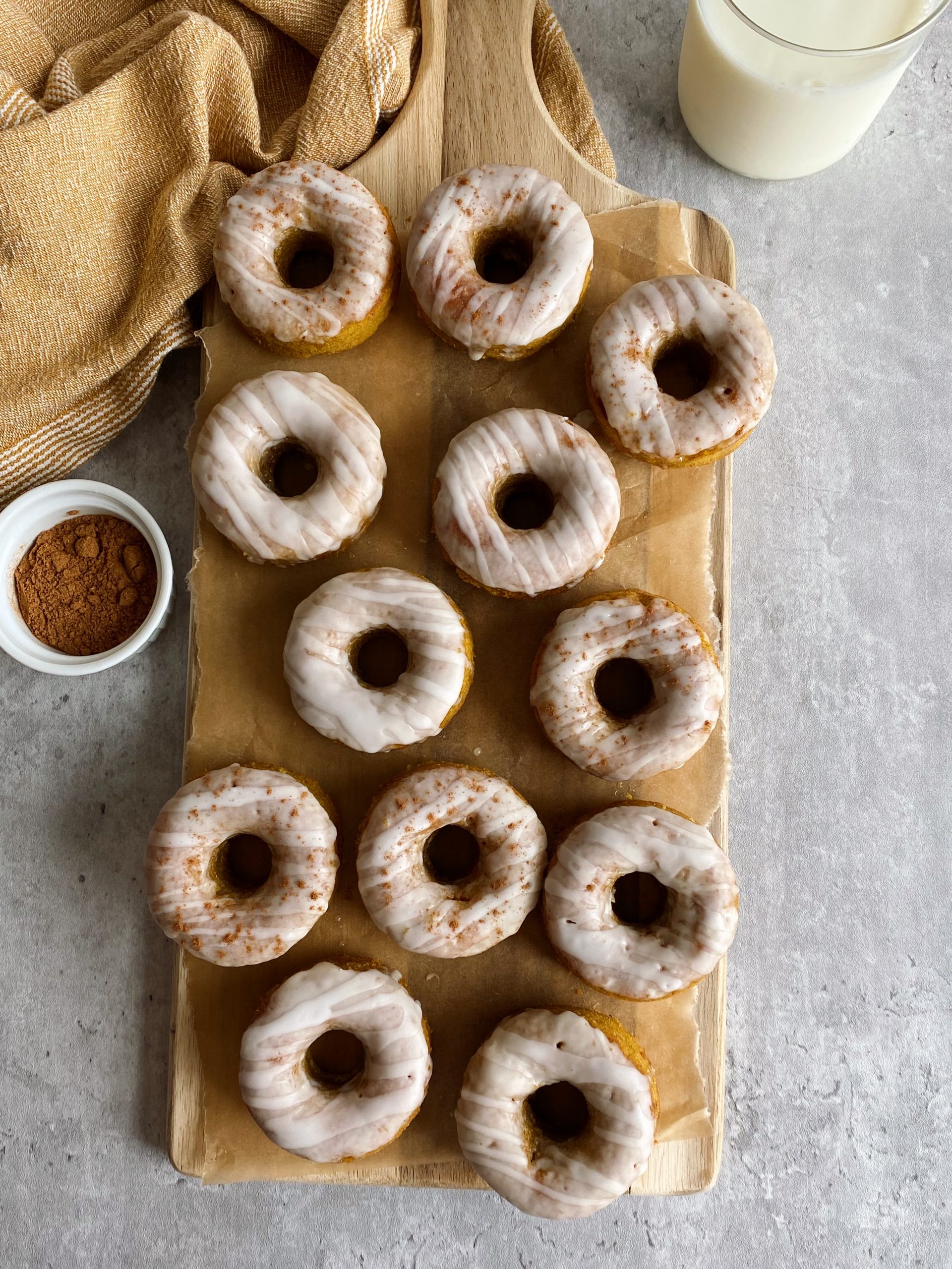 pumpkin cake donuts