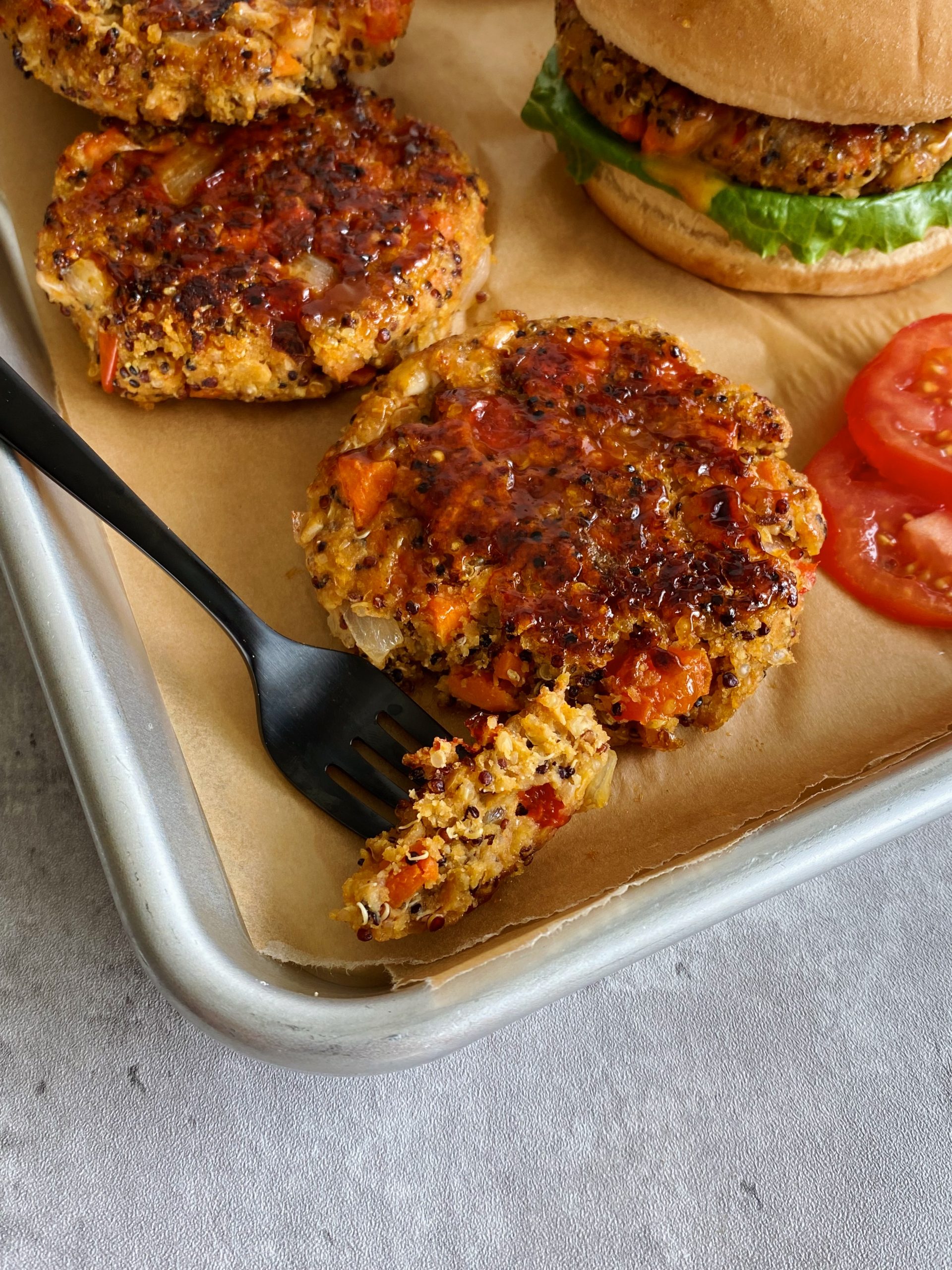 Meatless Quinoa and Vegetable Burgers. Full of flavors +9M