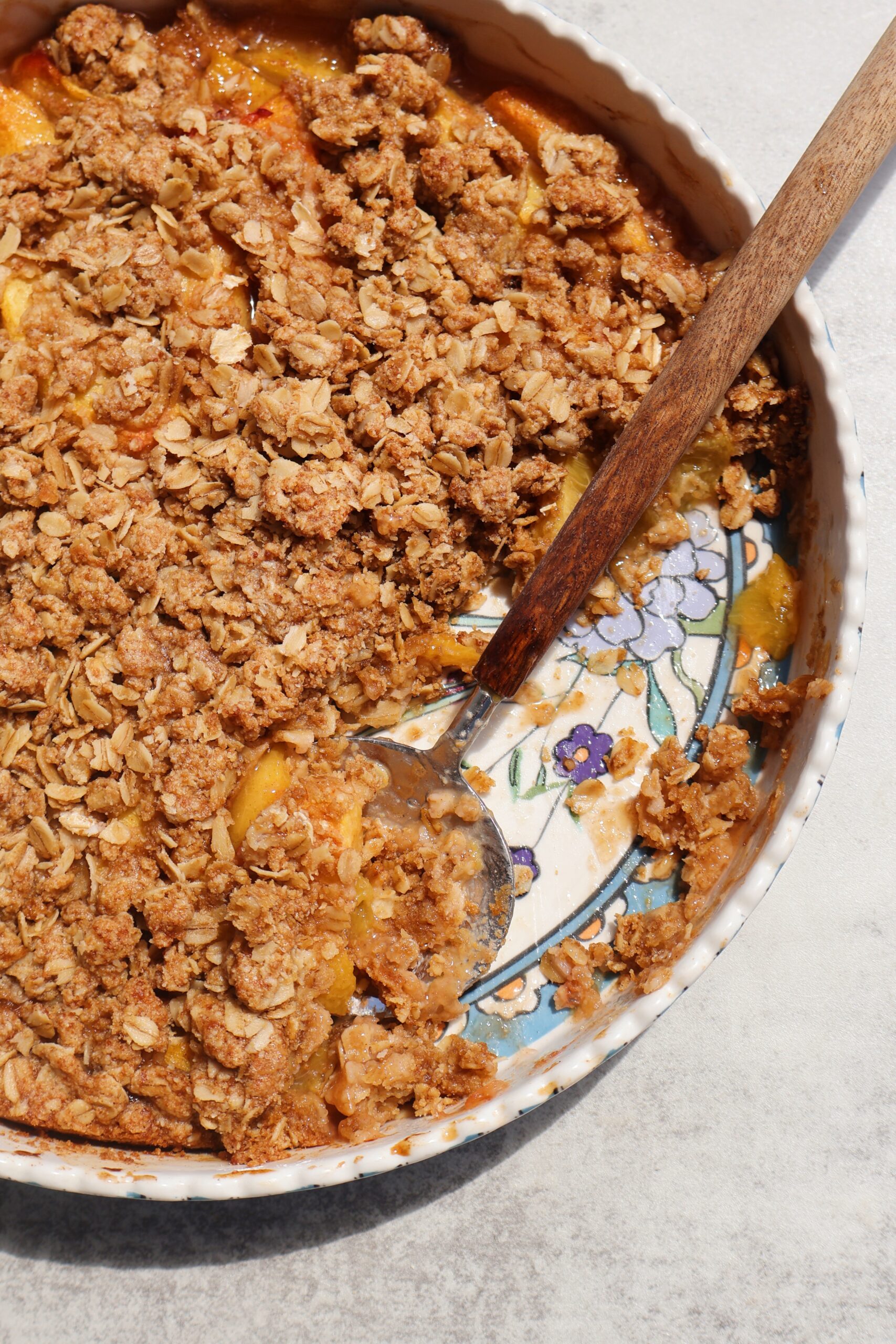 peach crumble