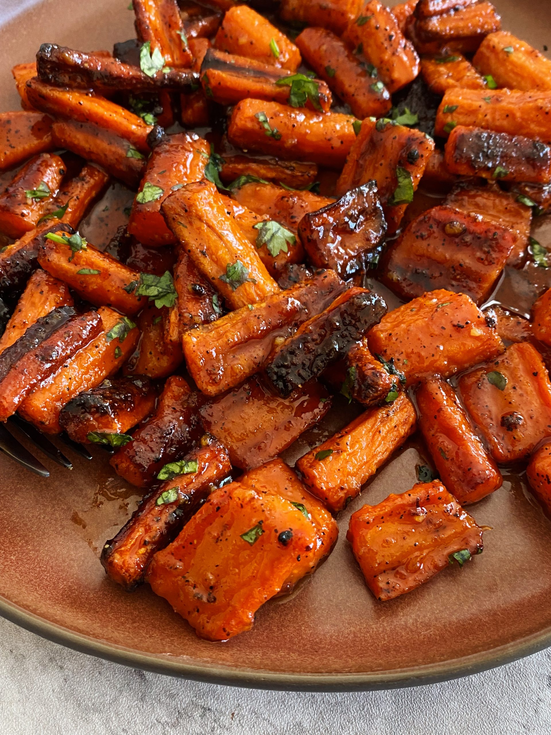honey sriracha carrots
