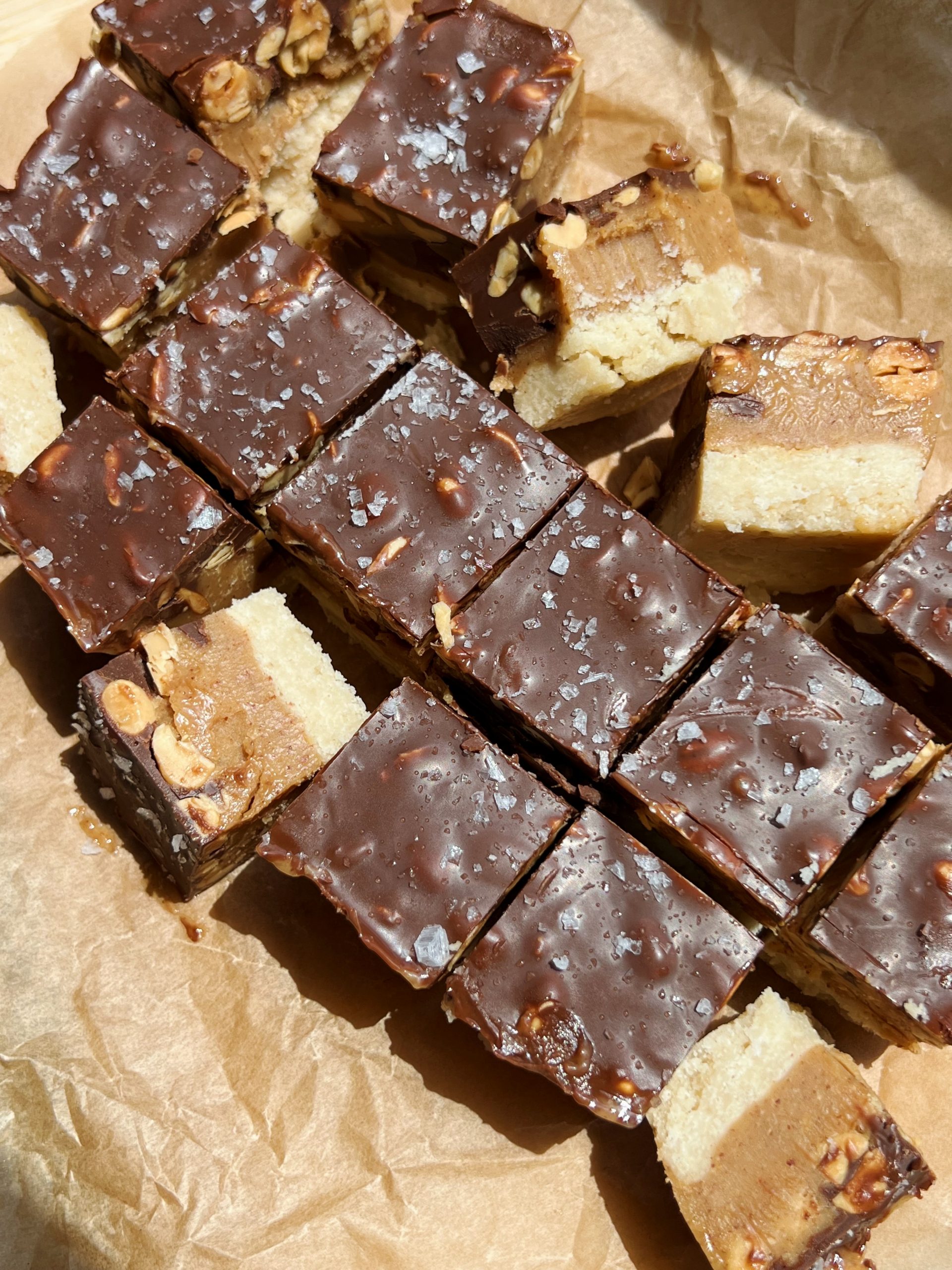 Peanut Butter Shortbread Bars - Something Nutritious