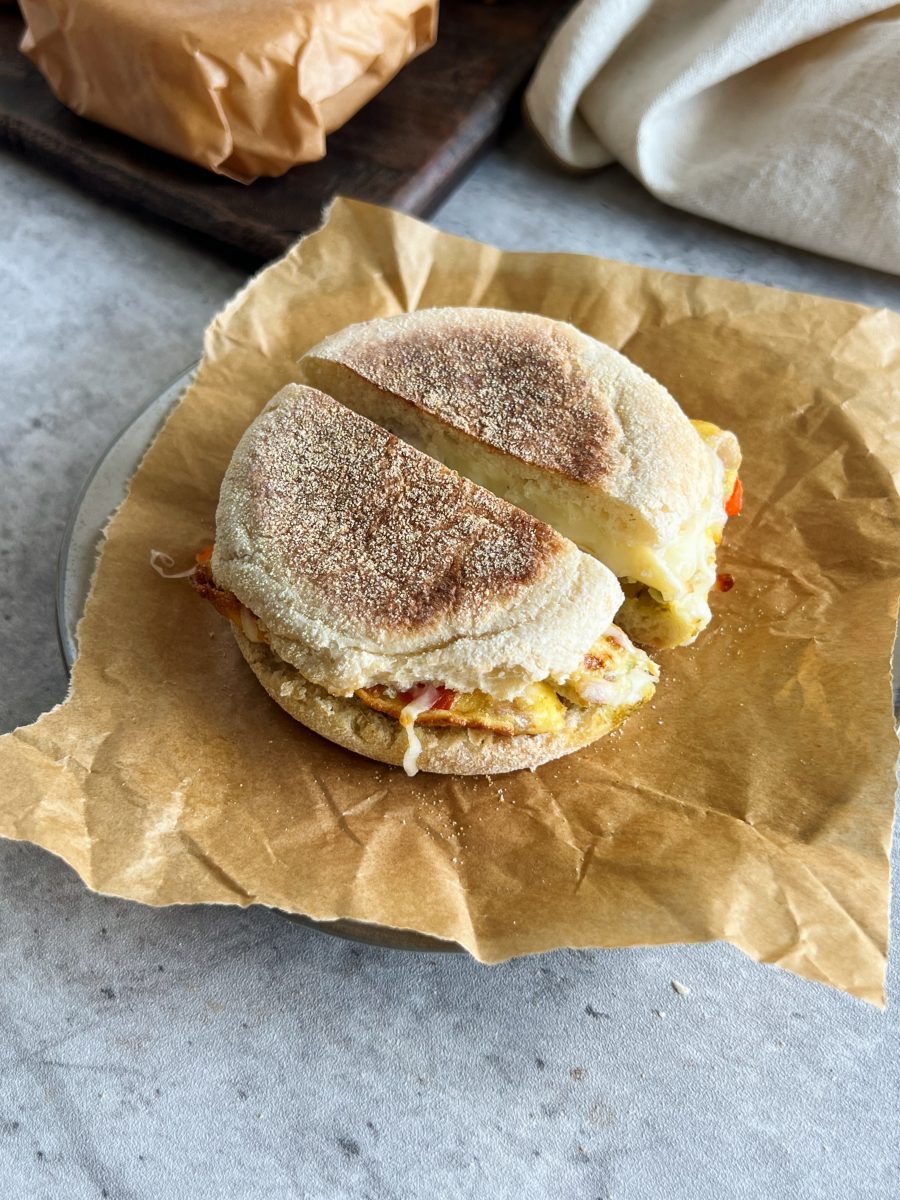 Toasted Pesto Egg Breakfast Sandwiches