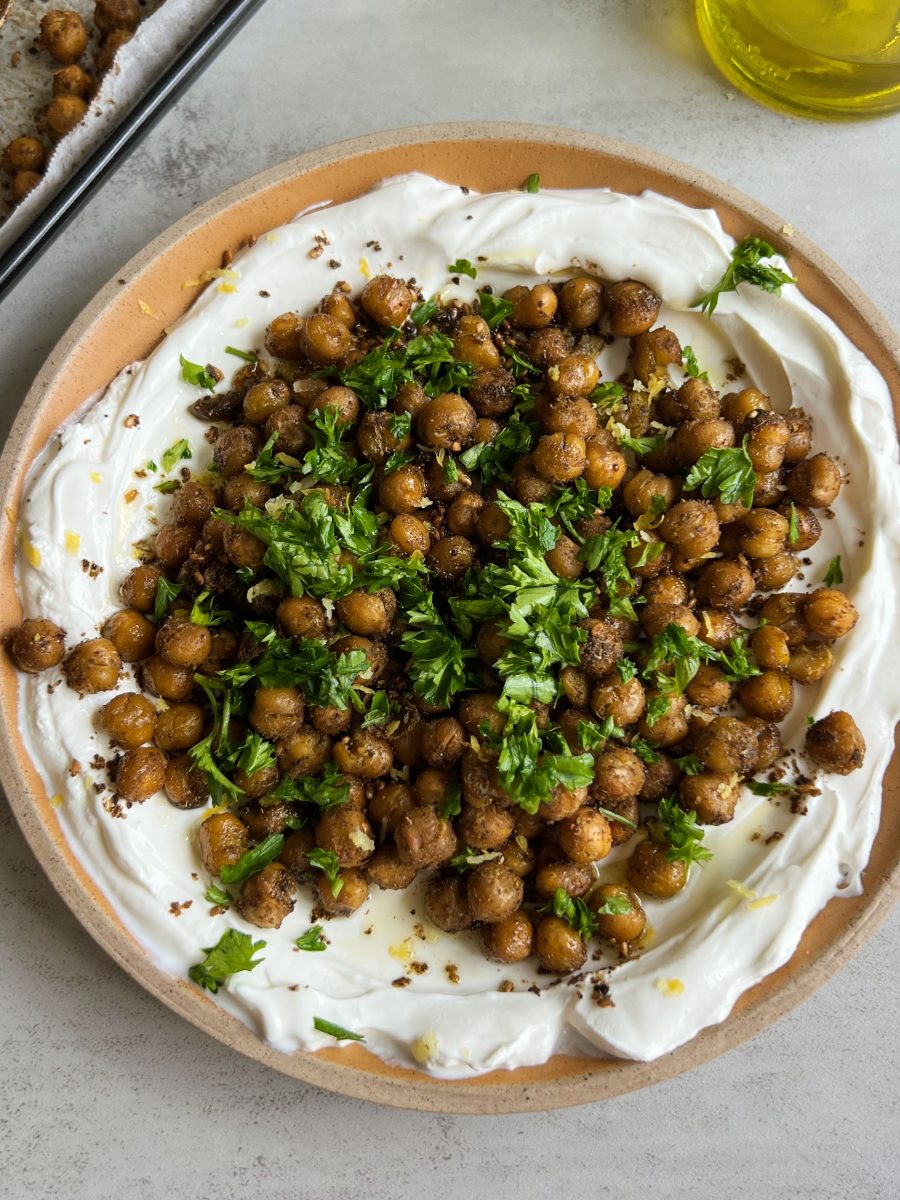 Za'atar Roasted Chickpeas and Labneh - Something Nutritious