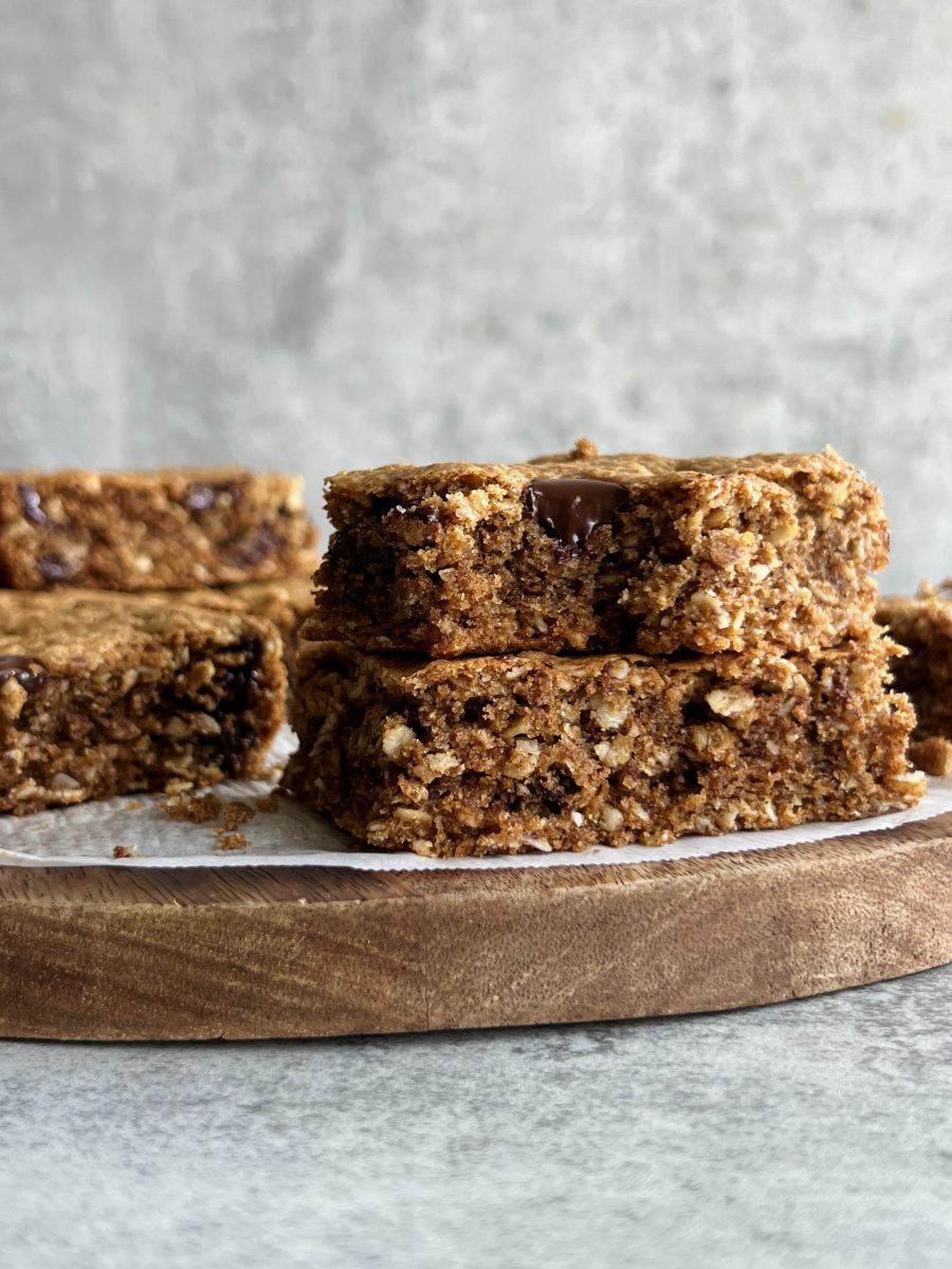 Almond Butter Oatmeal Bars