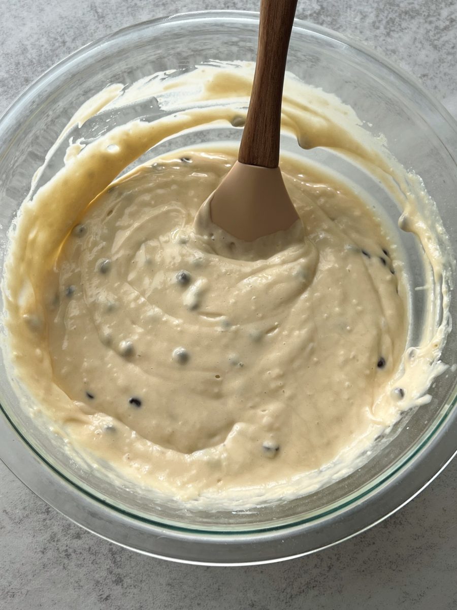 chocolate chip yogurt muffins