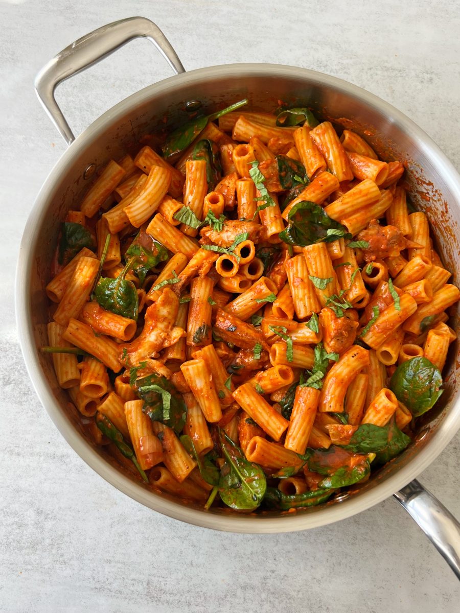Roasted Red Pepper Pasta and Chicken